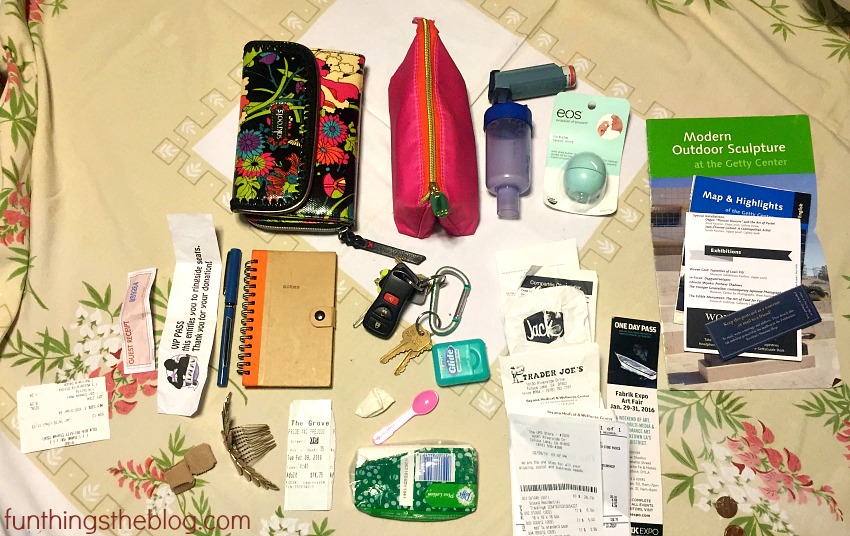 Here are the contents of my purse organized.
